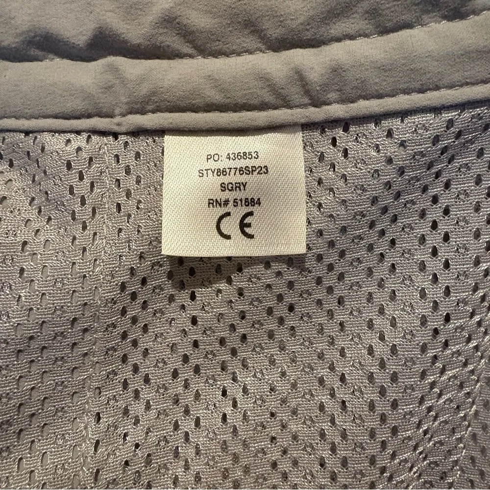 Patagonia Men Light Gray Swim Shorts Size 33
